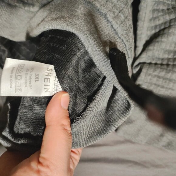 3xl sweater - Picture 3 of 3